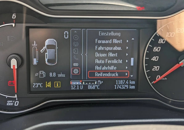 Ford Mondeo cena 33000 przebieg: 190000, rok produkcji 2011 z Kołobrzeg małe 704